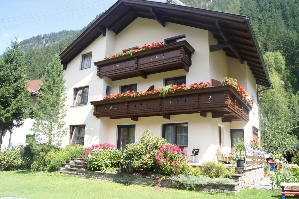 Bed and Breakfast Haus Josef Mayrhofen Exteriér fotografie